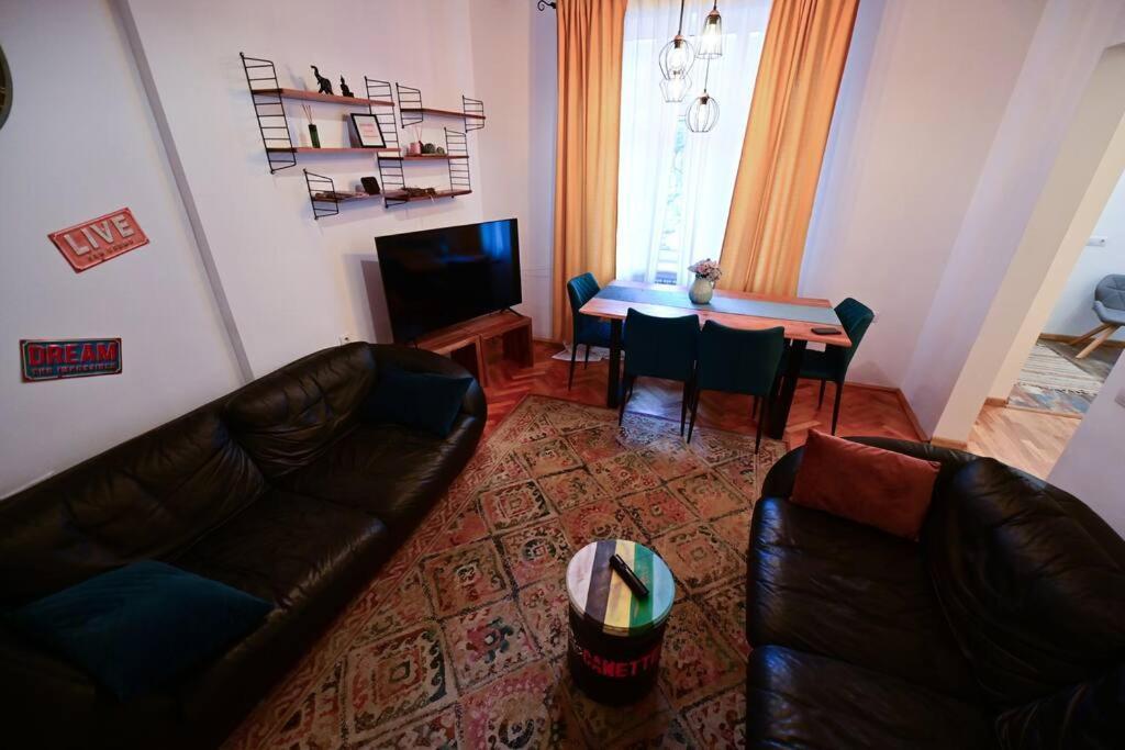 Flh - Zen Apartment Sibiu Ngoại thất bức ảnh